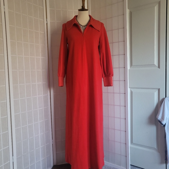 Vintage Red Maxi Robe Sz 10 - Picture 2 of 7